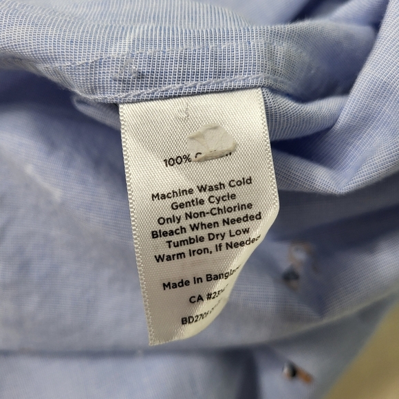 Talbots Light Blue Dog Print Button Up Collared Dress Shirt. Size Small - Picture 10 of 10